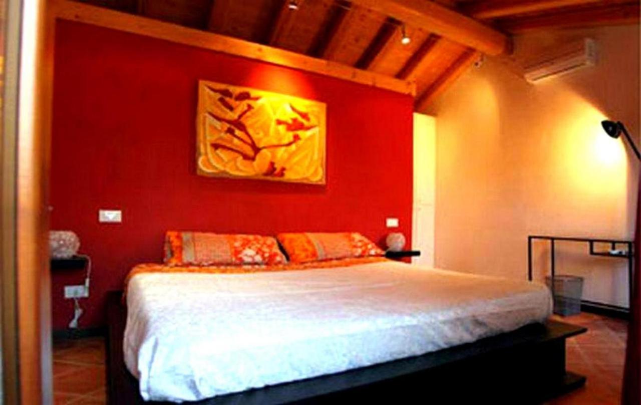 Brojo Hill Bed & Breakfast Longare Luaran gambar